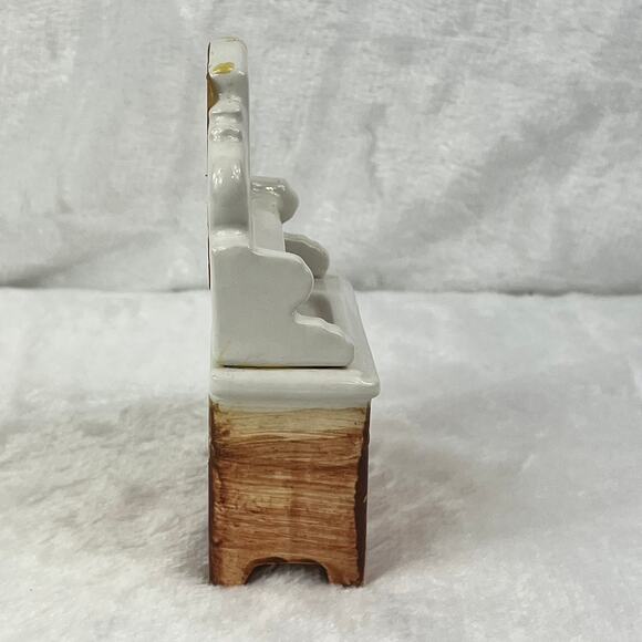 Shackman 1:12 Miniature Dollhouse Porcelain Sink with Mirror & Faucets Japan - Picture 2 of 12